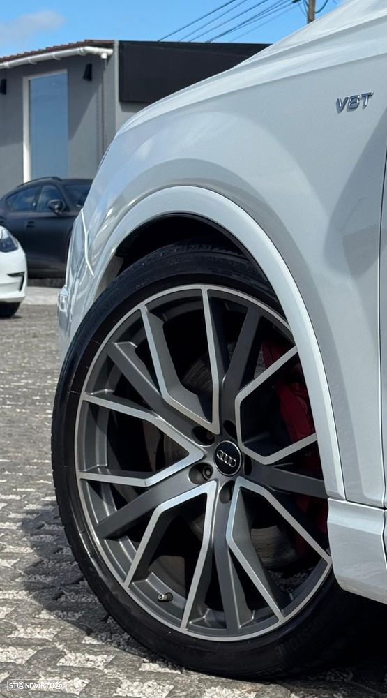 Audi SQ7 4.0 TDI V8 quattro Tiptronic 7L - 12