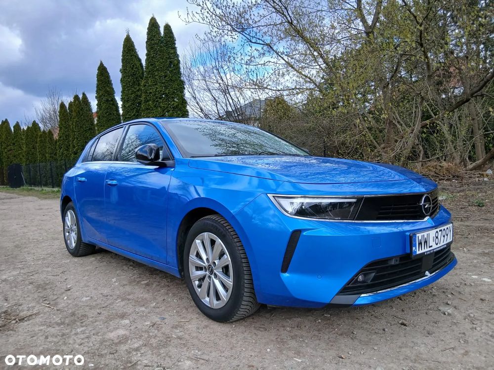 Opel Astra 1.2 Turbo Automatik Business Elegance - 2