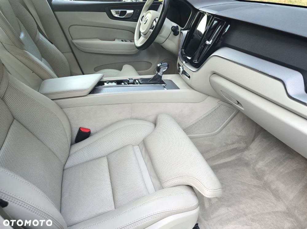 Volvo XC 60 T5 AWD Inscription - 15