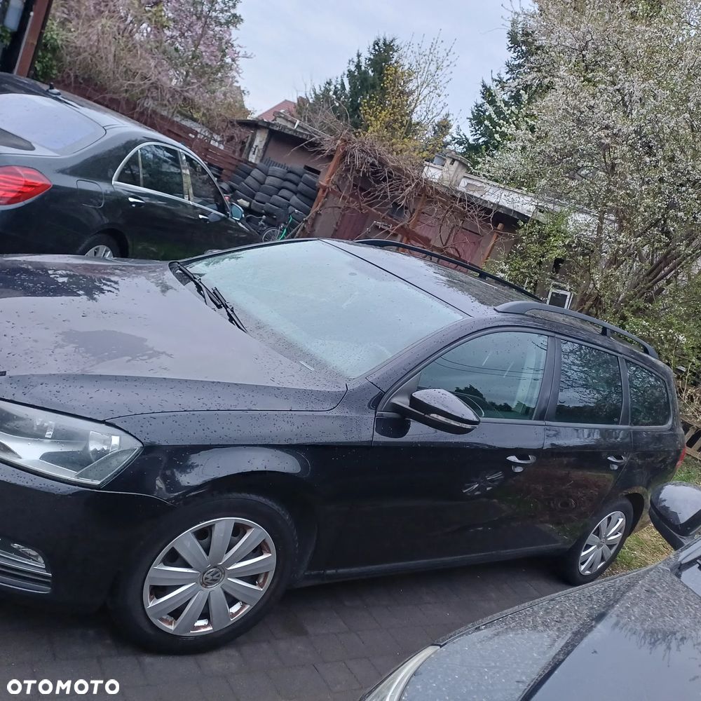 Volkswagen Passat 1.6 TDI BlueMotion - 9