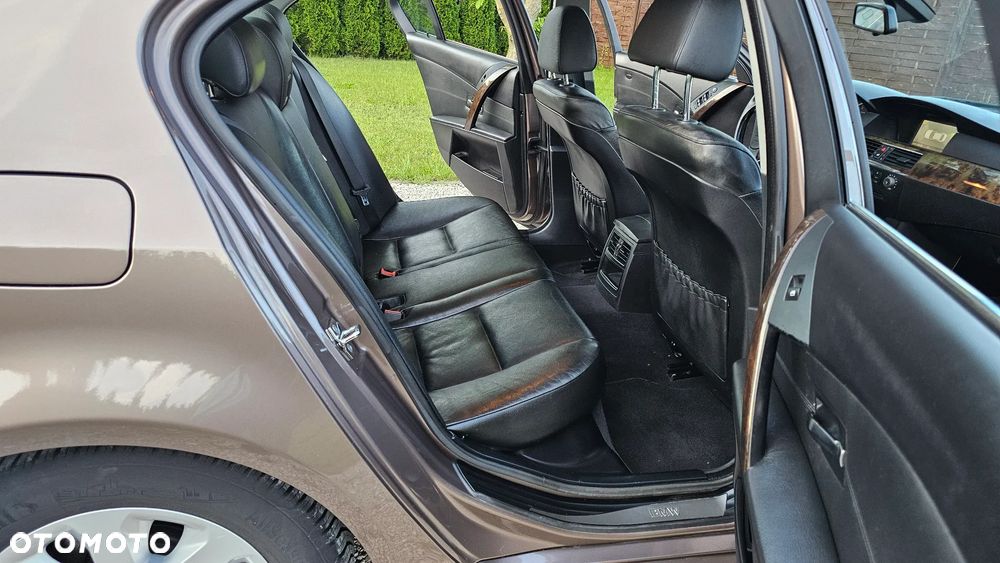 BMW Seria 5 - 10