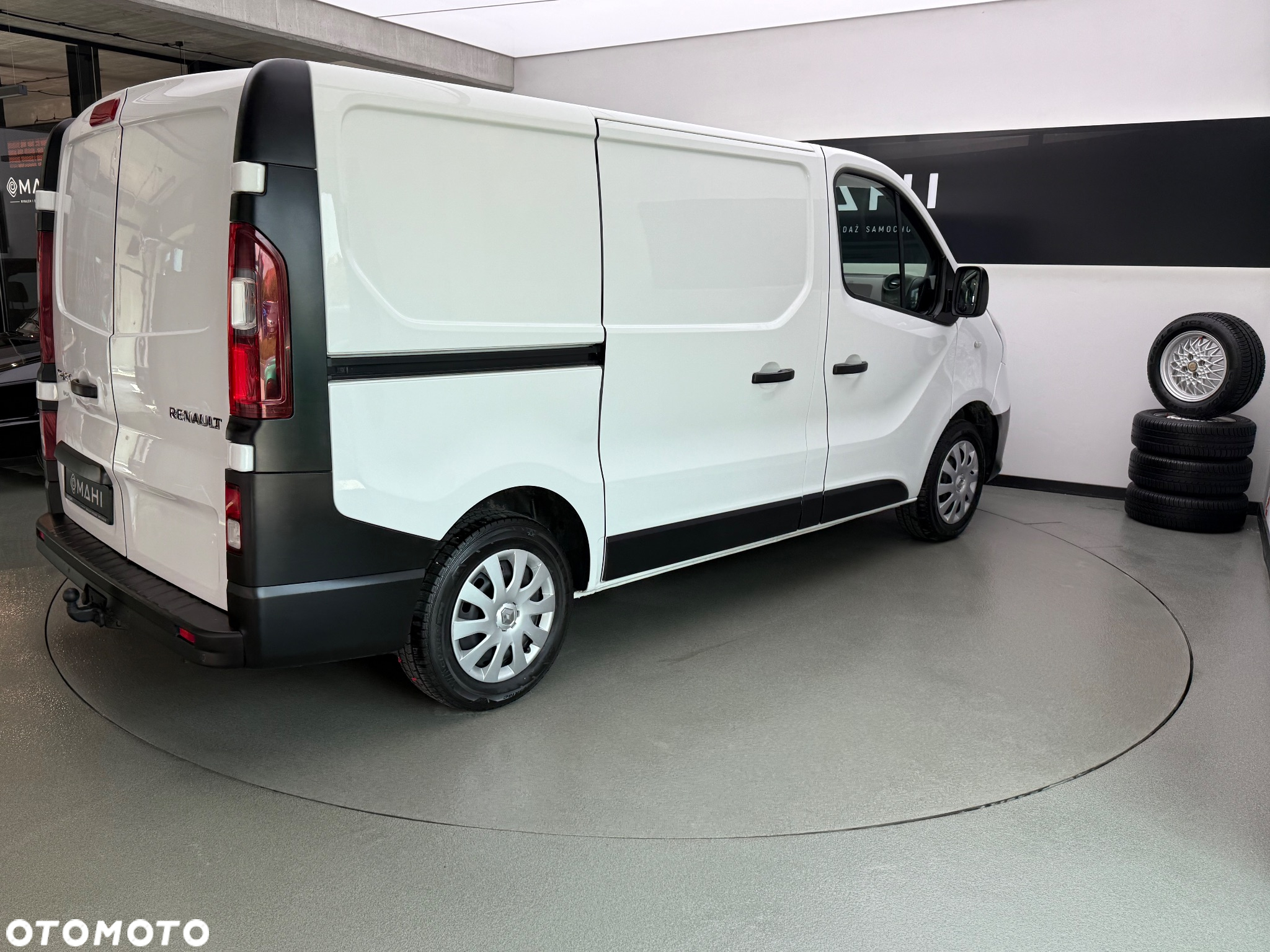 Renault Trafic - 12