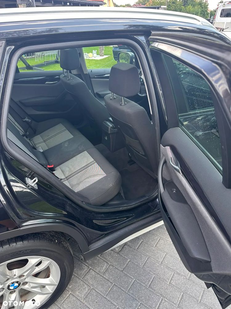 BMW X1 xDrive18d Sport Line - 9