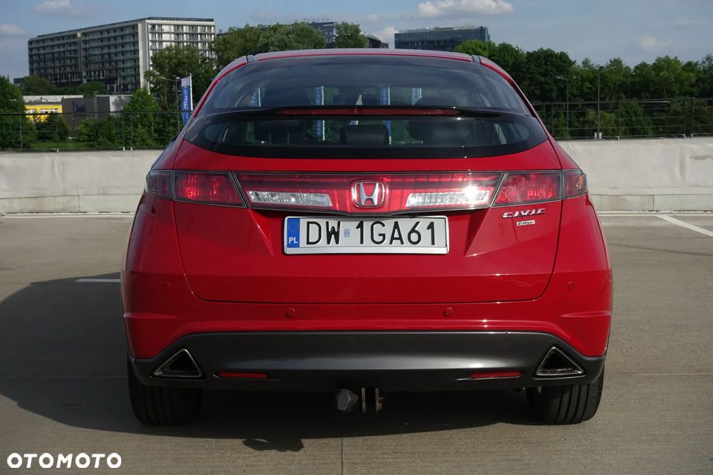 Honda Civic 1.8 Executive NAVI - 13