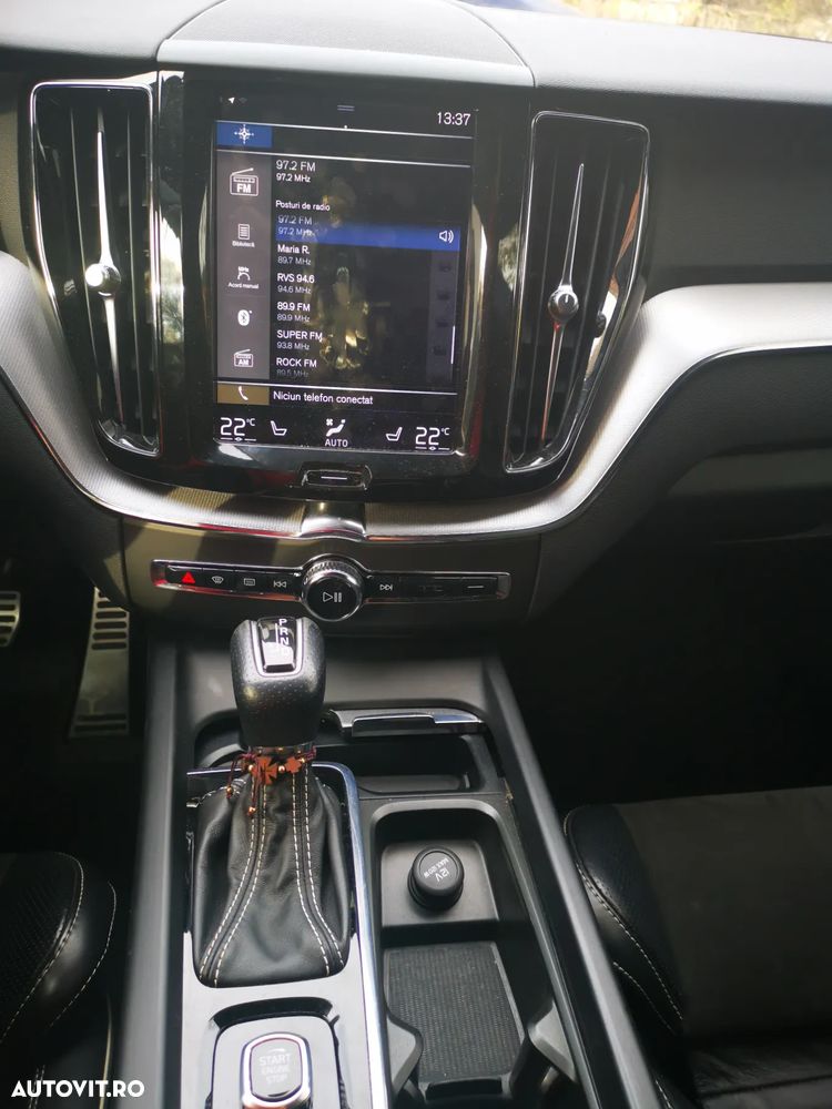 Volvo XC 60 D4 AWD R-Design - 7