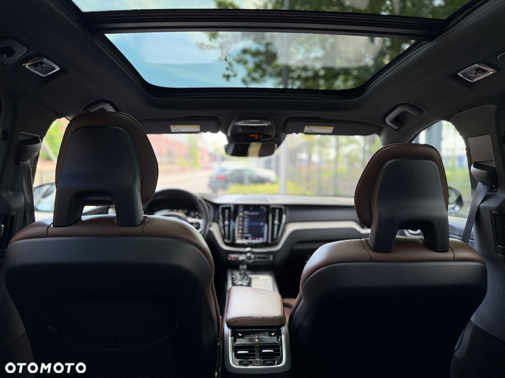 Volvo XC 60 T6 AWD Geartronic Inscription - 26