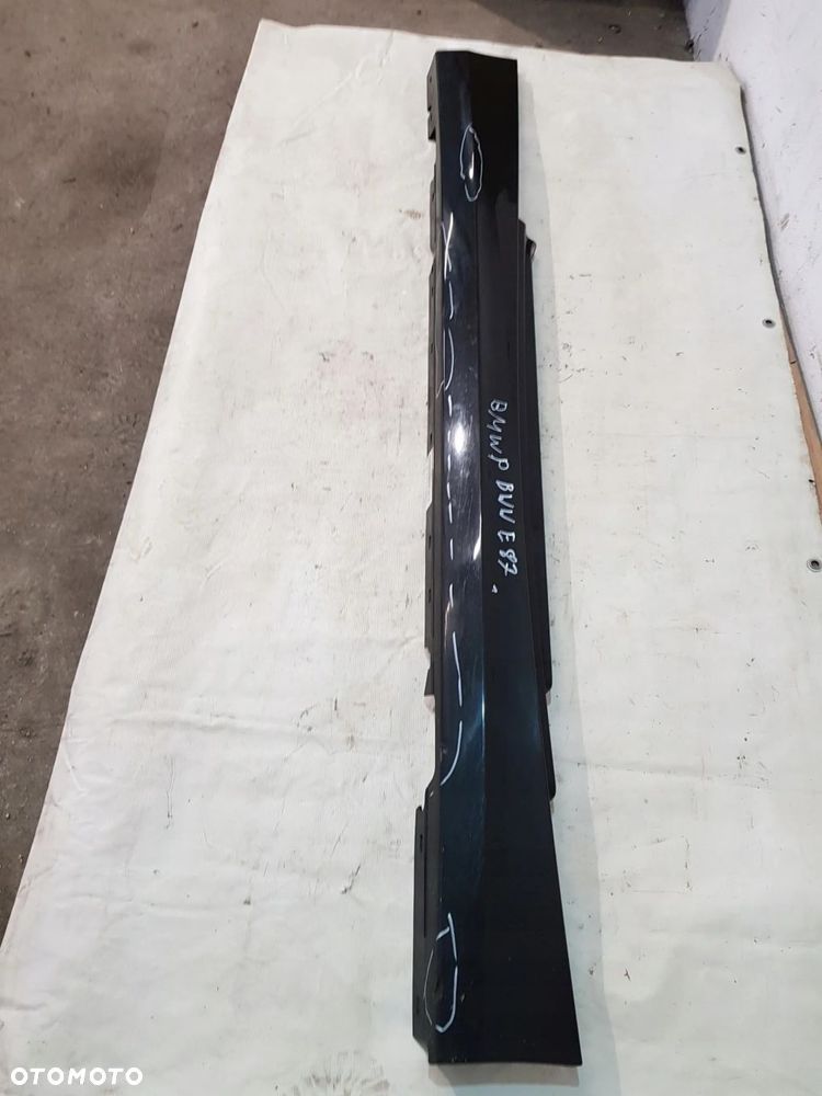 LISTWA PROGOWA PRAWA BMW E87 LIFT EU BLACKSAPHIRE - 3
