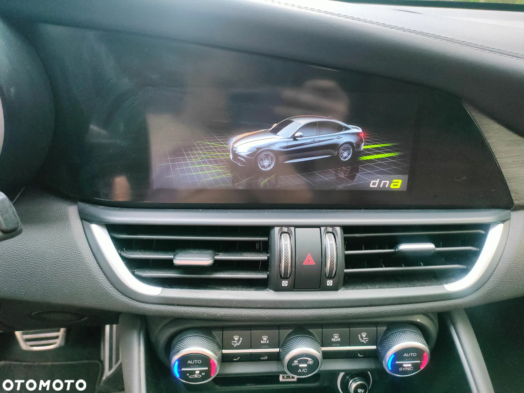 Alfa Romeo Giulia 2.0 Turbo TI Q4 - 10