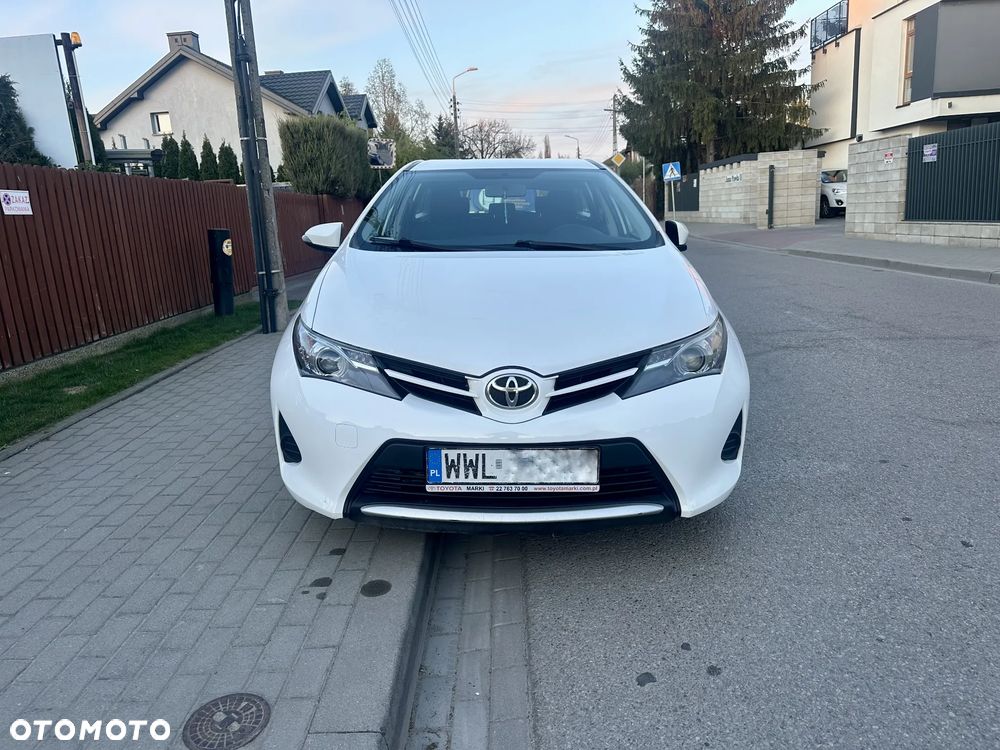 Toyota Auris 1.4 D-4D Active - 5