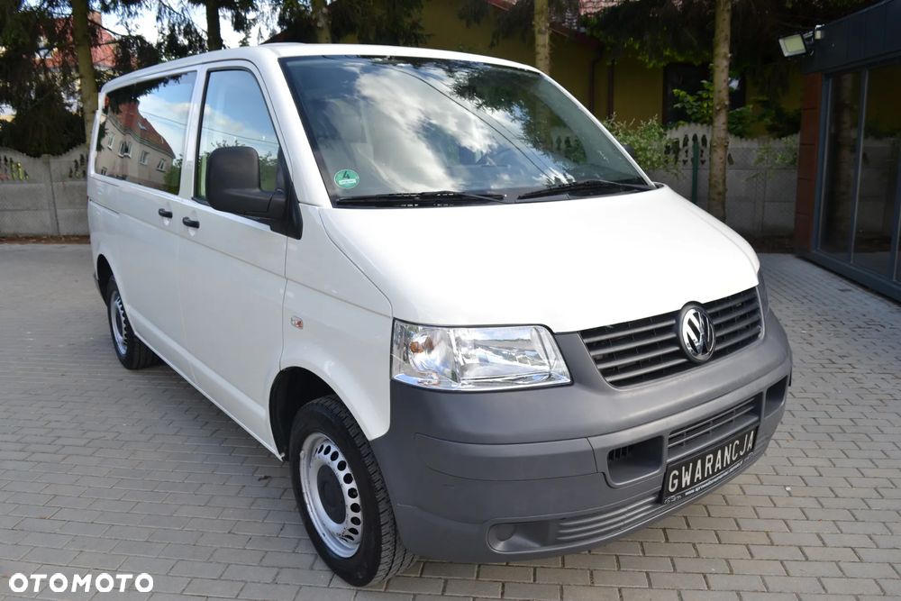 Volkswagen Transporter - 1