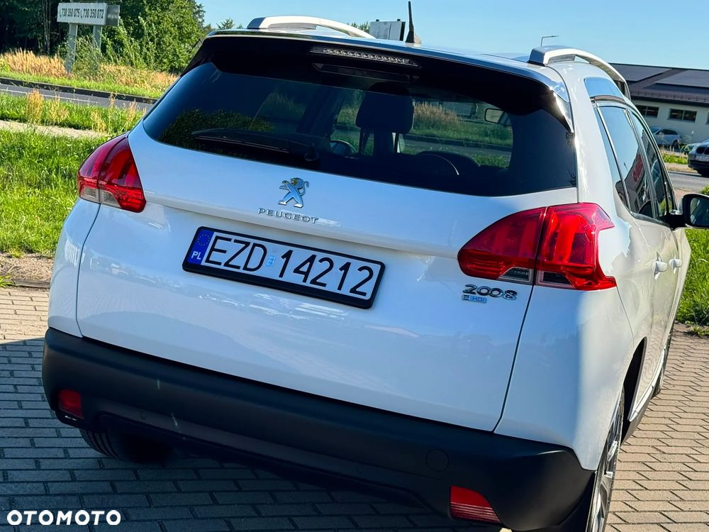 Peugeot 2008 1.6 e-HDi Style S&S - 8
