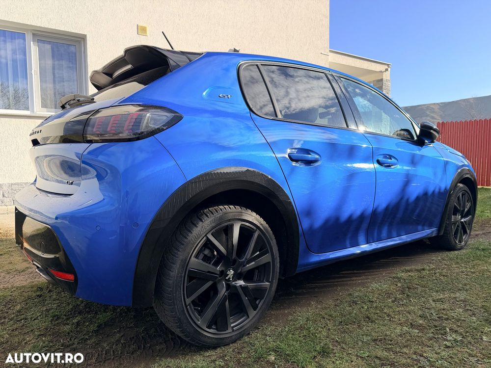 Peugeot 208 1.2 L PureTech STT EAT8 GT Pack - 4