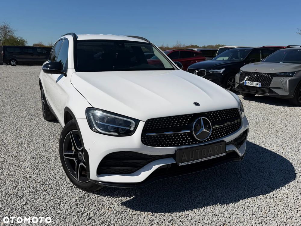 Mercedes-Benz GLC 200 d 4Matic 9G-TRONIC AMG Line - 26