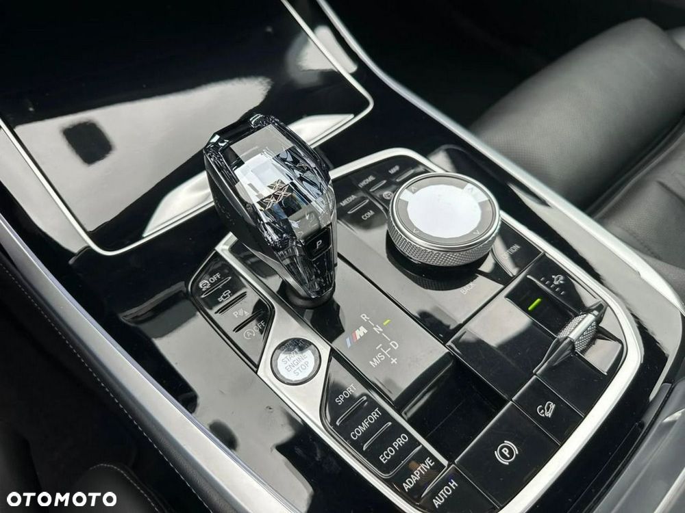 BMW X7 - 14
