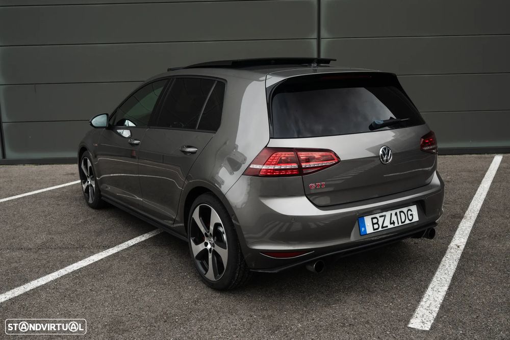 VW Golf 2.0 TSi GTi DSG Performance - 6