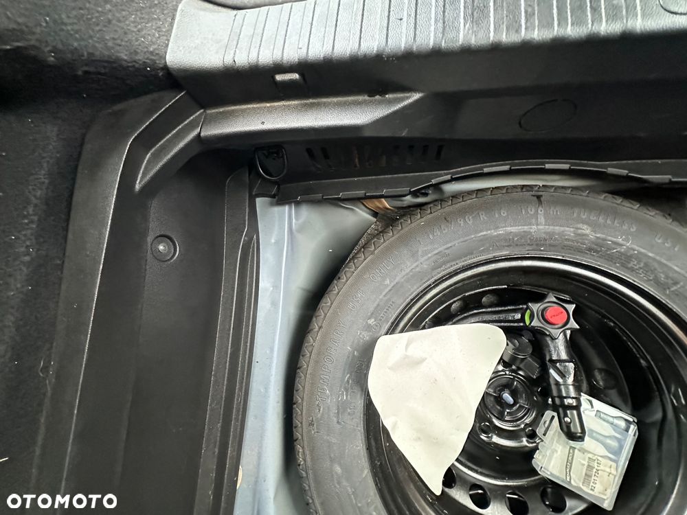 Renault Captur 1.3 TCe mHEV Zen EDC - 10