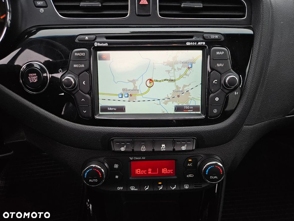 Kia Ceed 1.6 GDI DCT Platinum Edition - 6