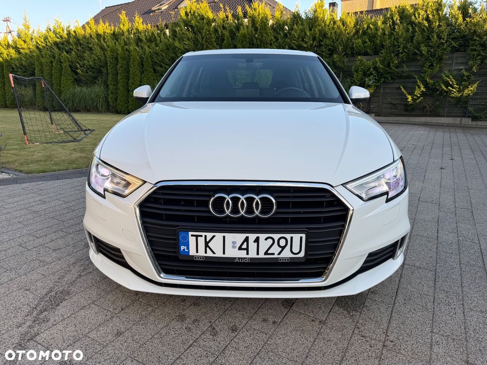 Audi A3 Sportback 1.6 TDI S tronic design - 3