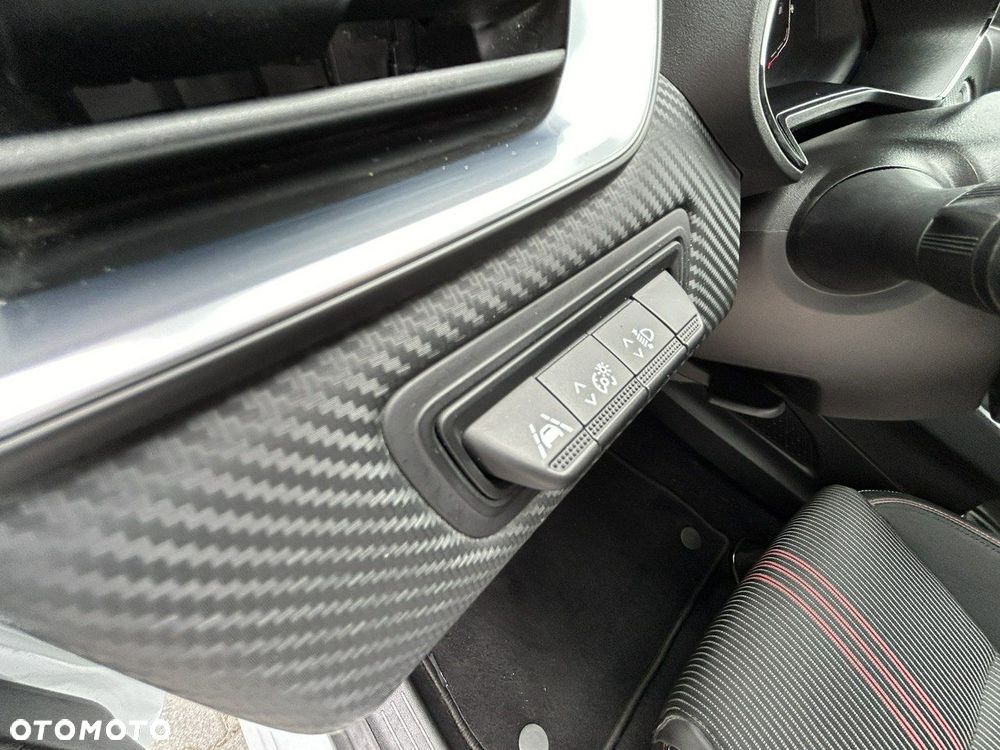 Renault Clio - 11
