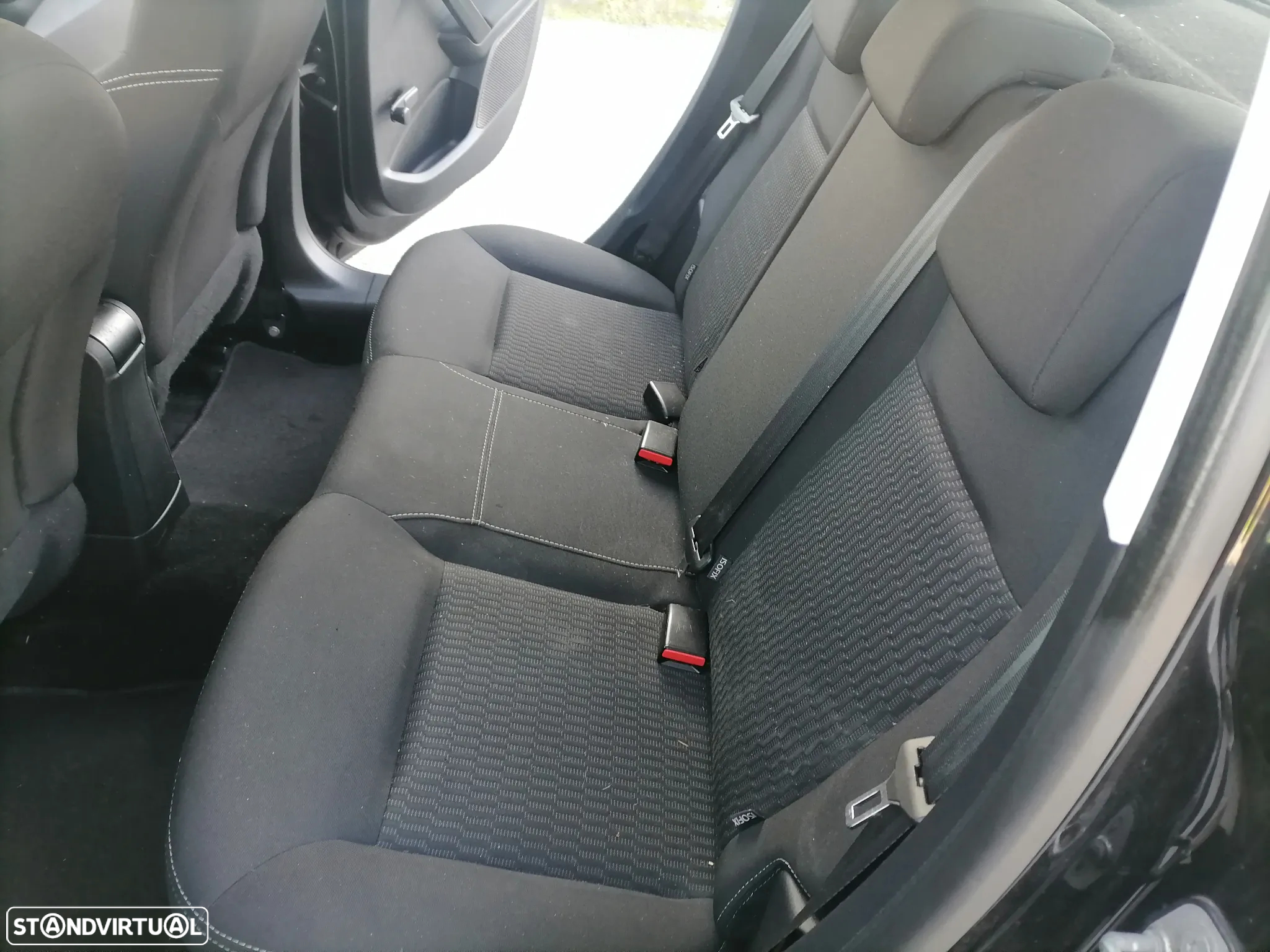 Peugeot 208 1.6 BlueHDi Style - 11