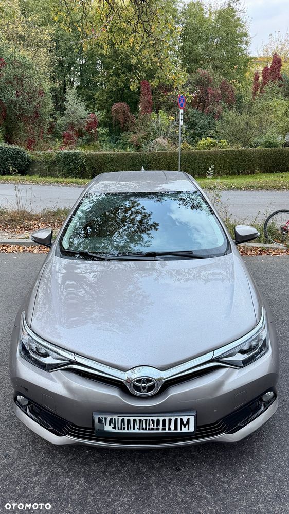 Toyota Auris 1.6 Comfort - 3