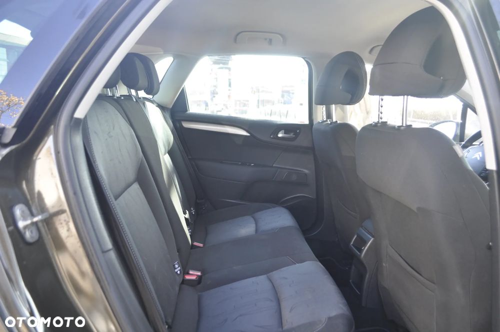 Citroën C4 VTi 120 Attraction - 9