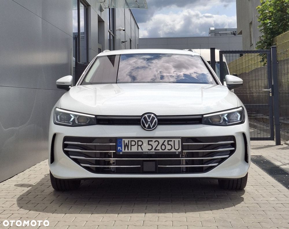 Volkswagen Passat - 2