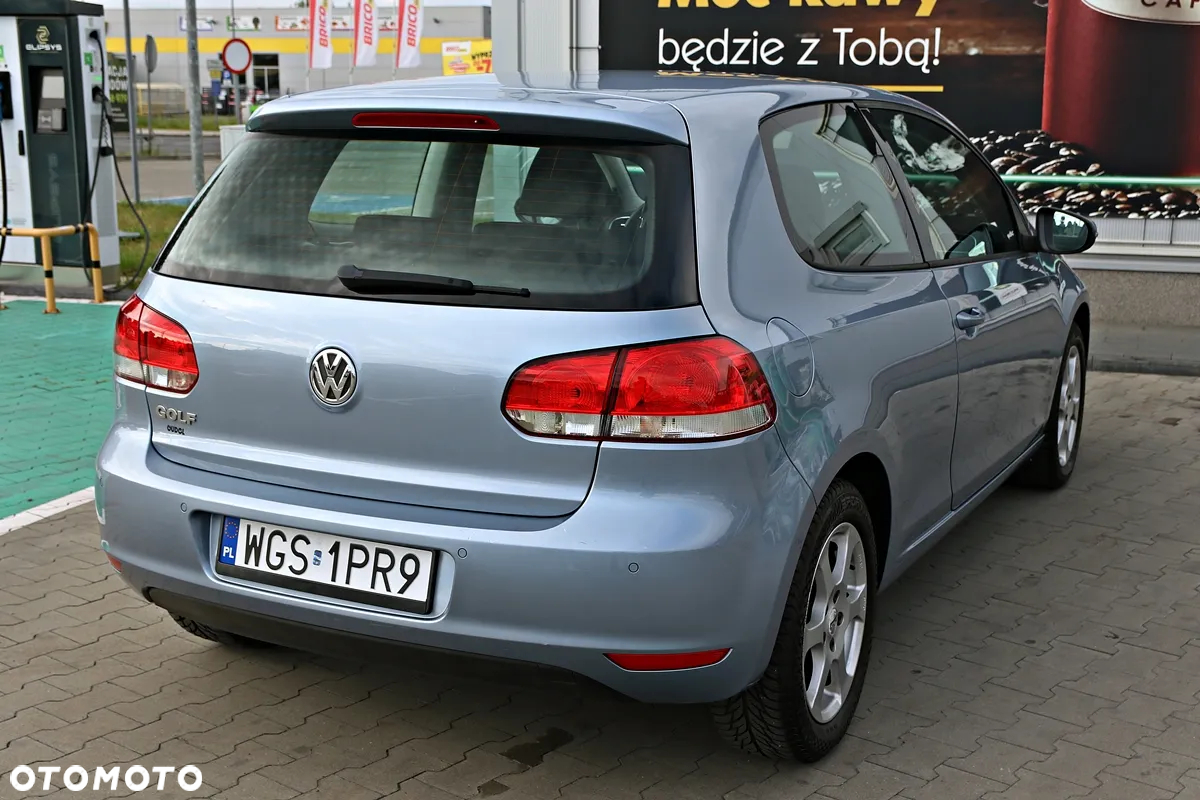Volkswagen Golf - 19