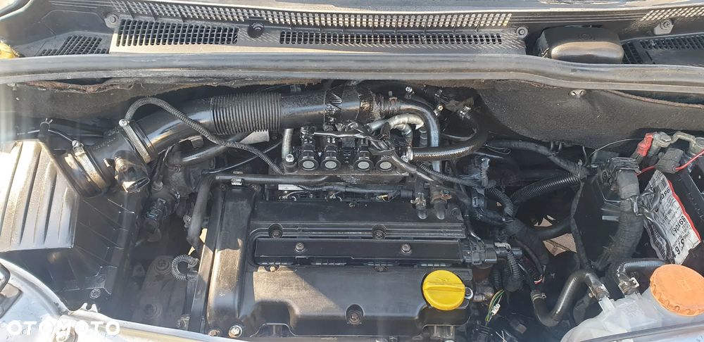 Opel Meriva 1.4 Cosmo - 16