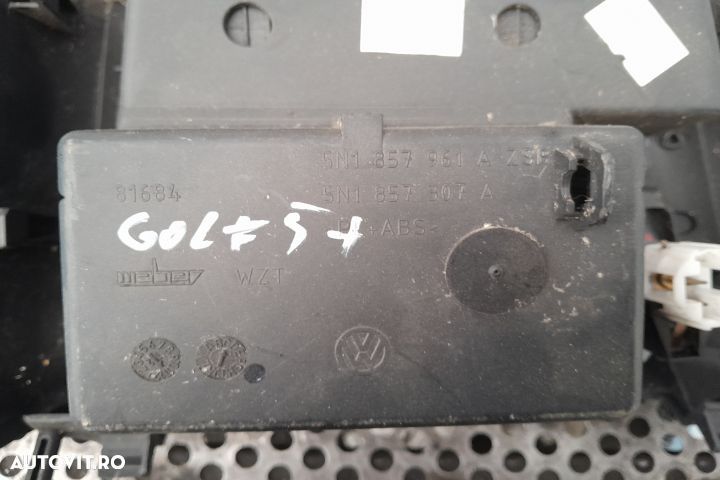 Consola centrala 5N1857307A Volkswagen VW Golf 5  [din 2003 pana  200 - 1