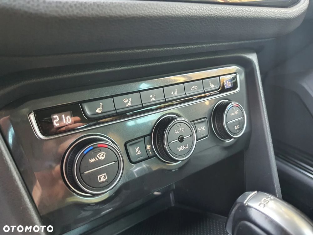 Volkswagen Tiguan - 27