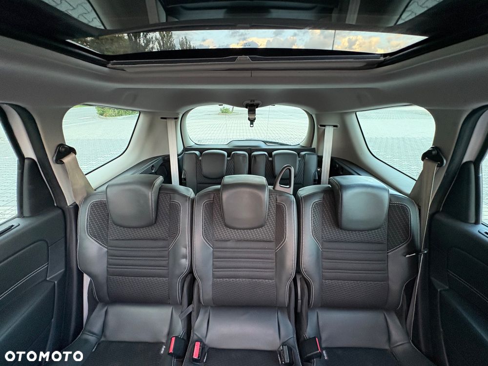 Renault Grand Scenic - 29