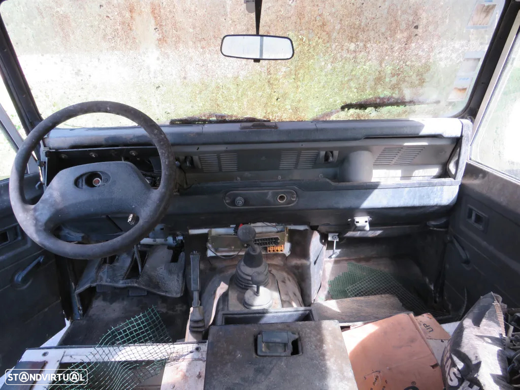 Land Rover Defender 90 2.5 TDI (113 CV) 1996  - Peças Usadas (8920) - 5