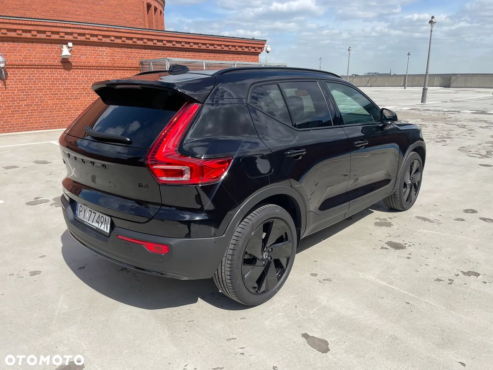Volvo XC 40 B4 Plus Black Edition - 6