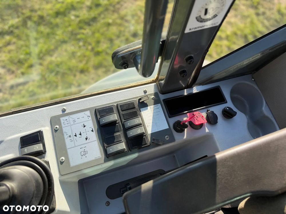 Kramer 750 Skrętne koła Krokodyl - 17