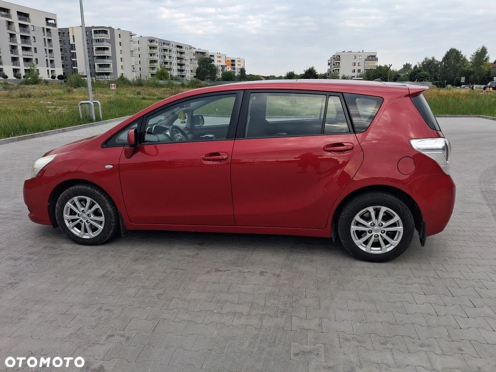 Toyota Verso 2.0 D-4D - 5