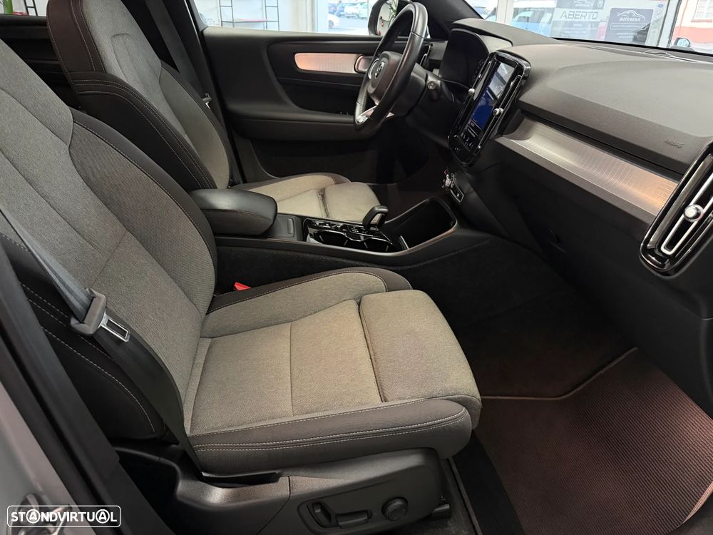 Volvo XC 40 1.5 T2 Plus Dark Auto - 21