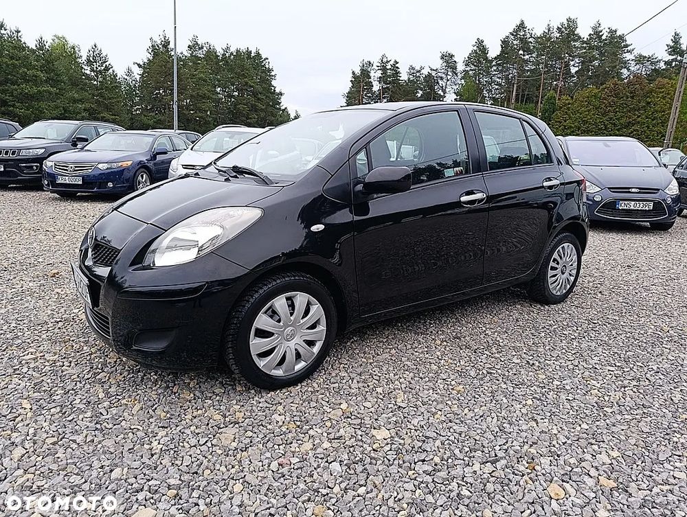 Toyota Yaris 1.33 Premium - 2