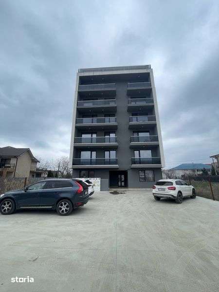 Vand apartament 2 camere Mamaia Nord — fotografia 1