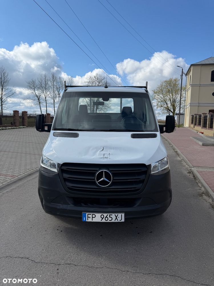 Mercedes-Benz Sprinter - 4