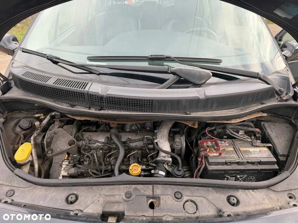 Renault Grand Scenic Gr 1.9 dCi Exception - 12