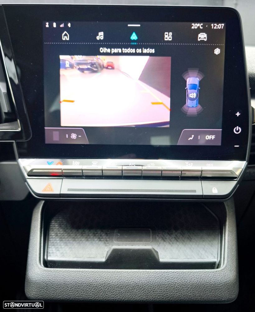 Renault Mégane E-Tech - 21