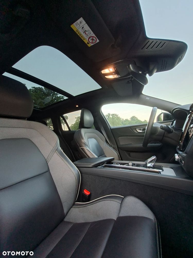 Volvo V60 B4 D Geartronic RDesign - 23