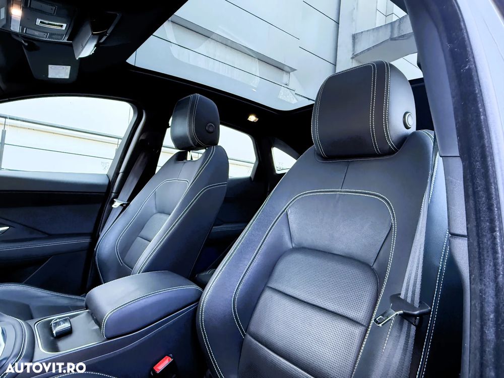Jaguar E-Pace P300 AWD Sport - 12