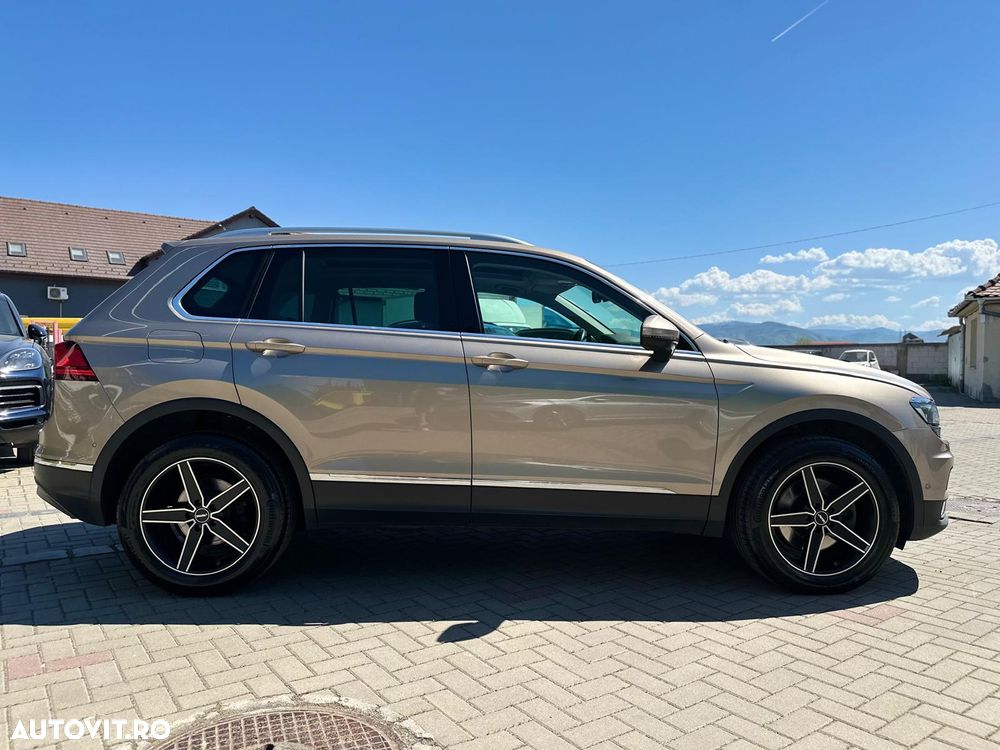 Volkswagen Tiguan 2.0 TDI SCR 4MOTION (BlueMotion Techn.) DSG Highline - 12