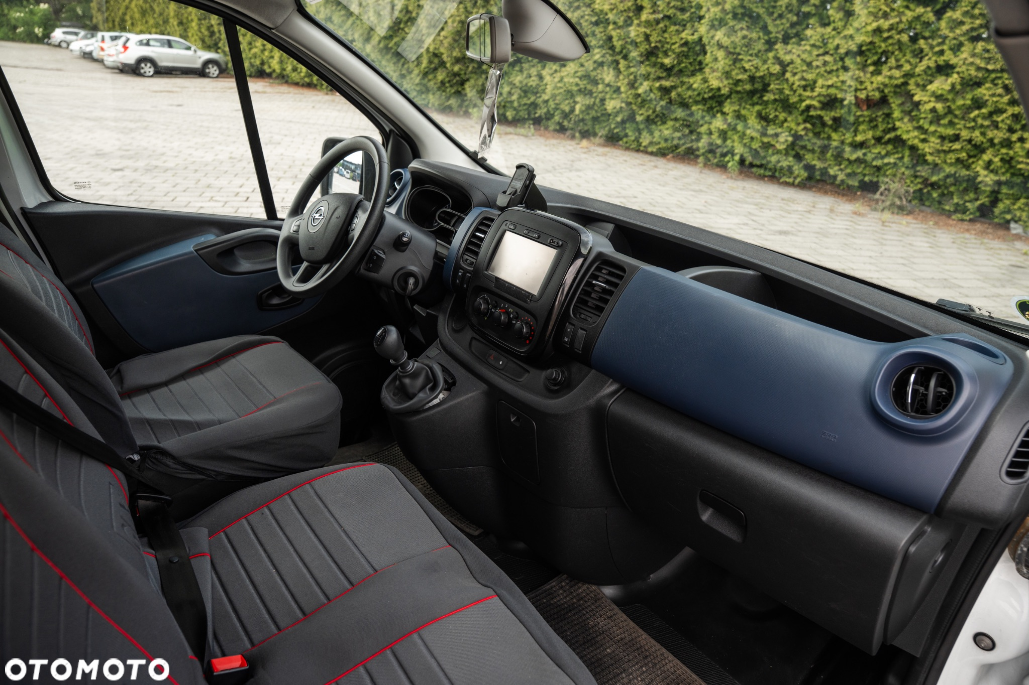 Opel Vivaro - 12