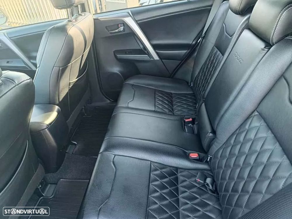 Toyota RAV4 2.5 HSD Comfort - 15