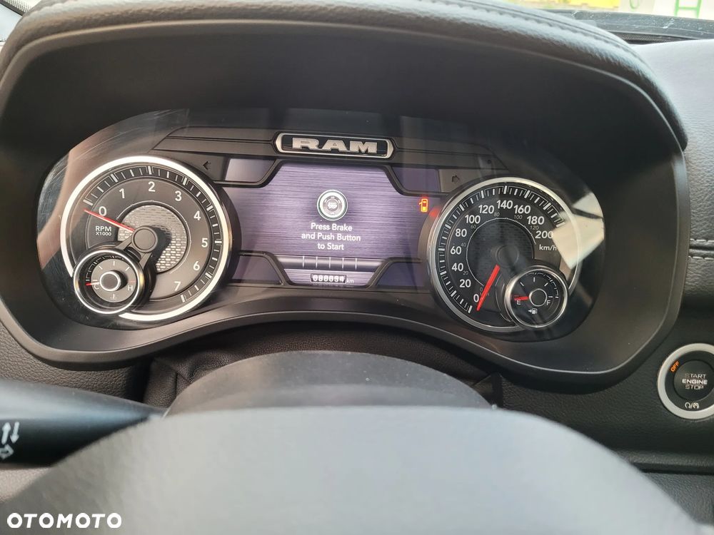 RAM 1500 - 14