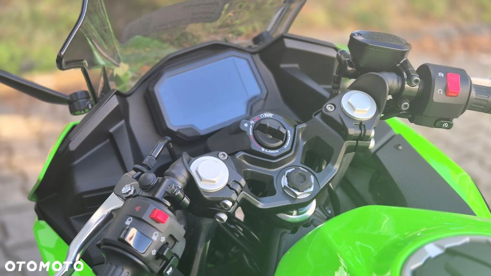 Kawasaki Ninja - 6