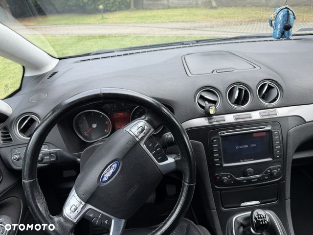 Ford S-Max 2.0 TDCi DPF Titanium - 14